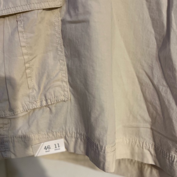 Izod Men's Size 46 Big &Tall Lightweight Tan Cargo Shorts NWT - Picture 4 of 7